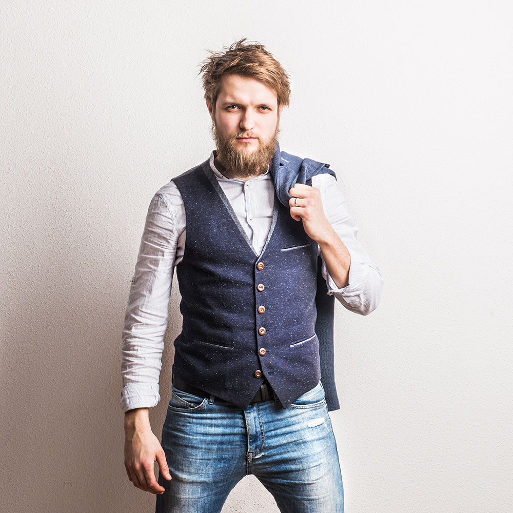 portrait-of-a-young-hipster-man-in-a-studio-copy-s-DYPKCQS-1.jpg